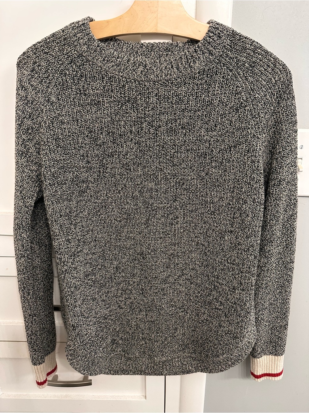 Roots Cabin Women's Marled Crewneck Sweater with Red Trim small Like new